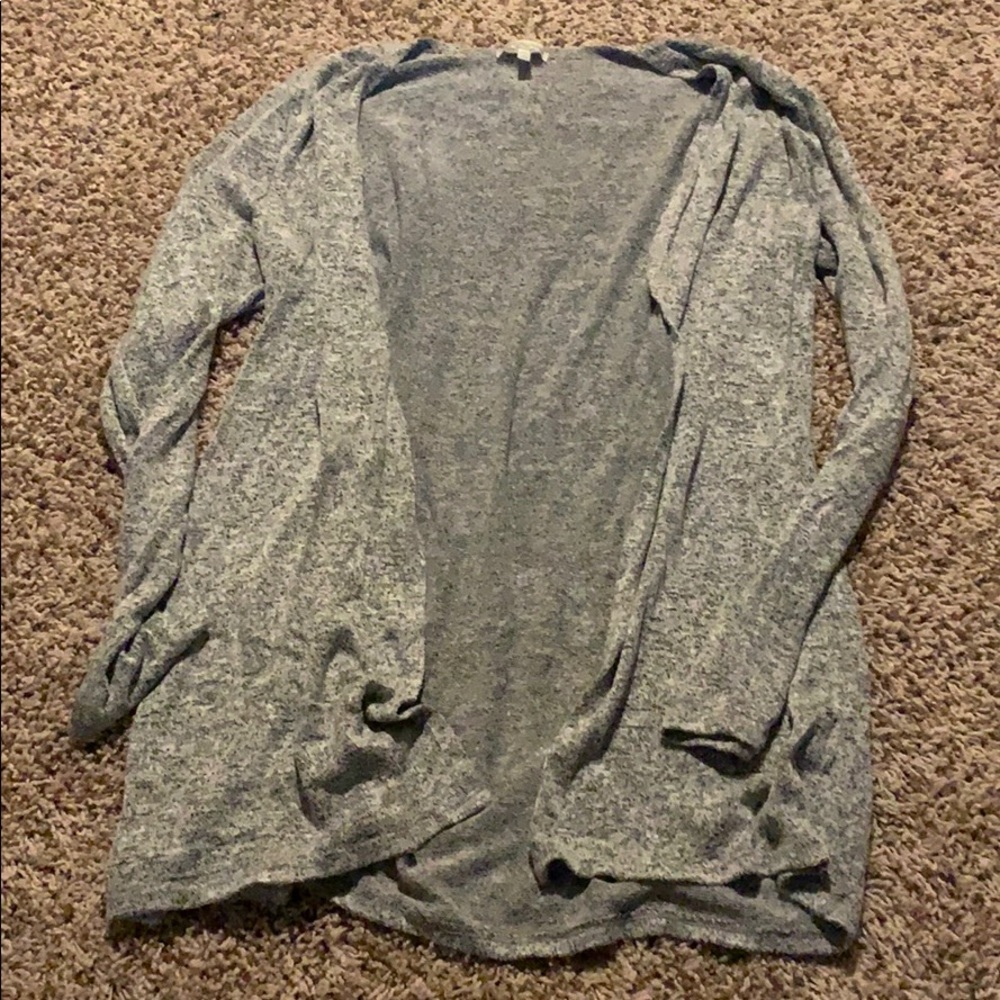 Women’s medium length cardigan